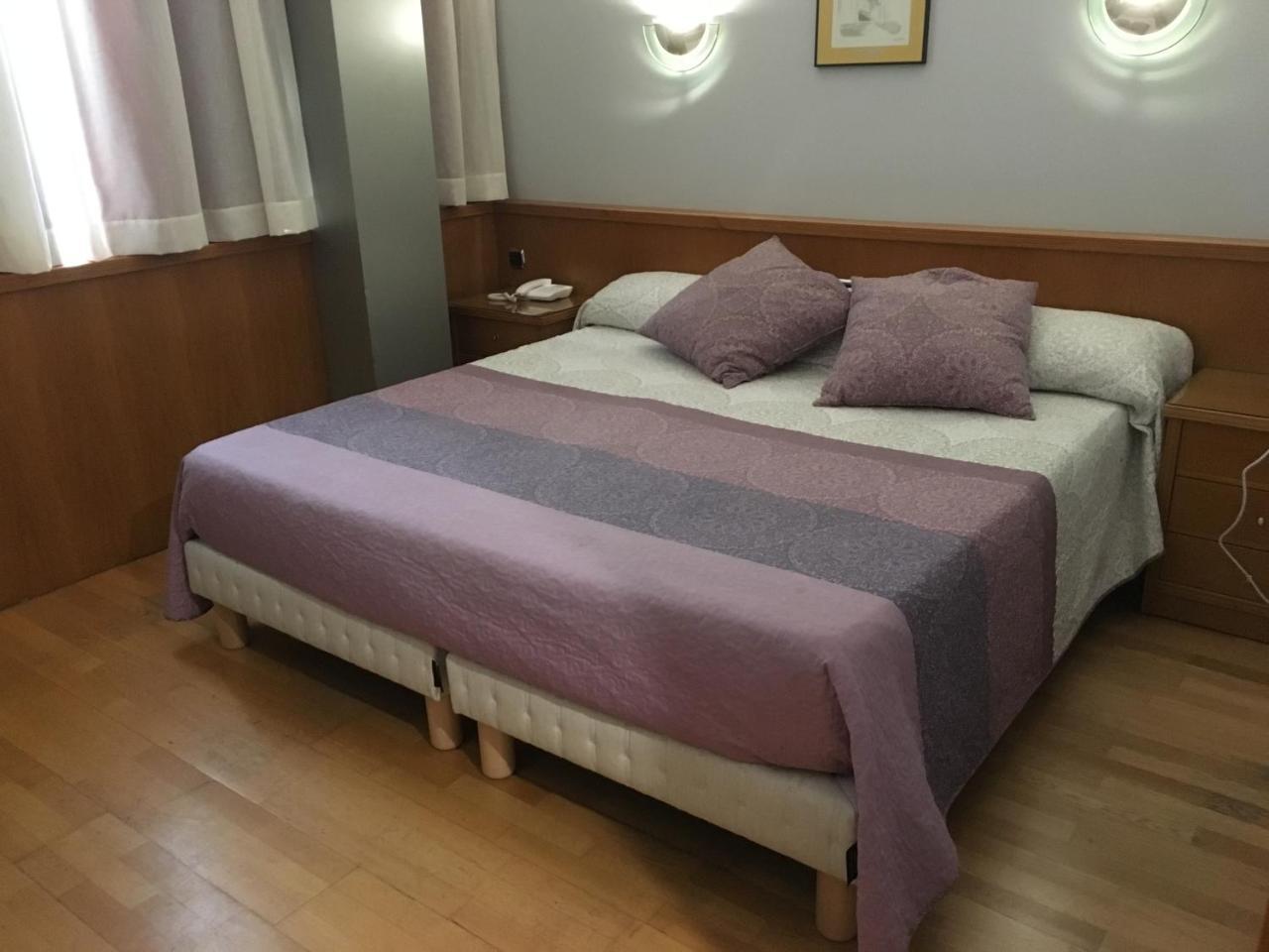 Encasa Hotel Almansa Eksteriør billede